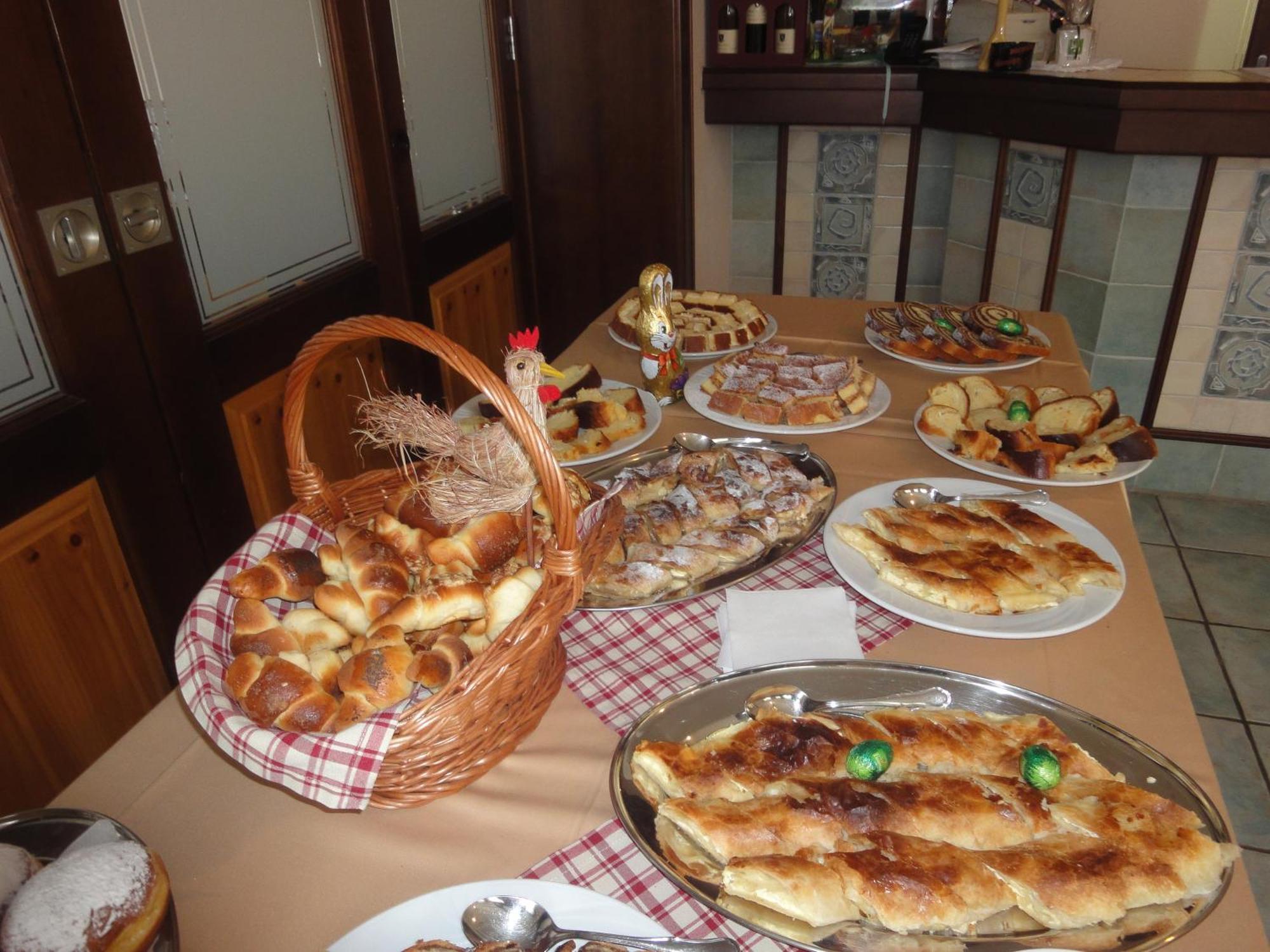 Hotel Cateski Dvorec Catez ob Savi Exterior foto