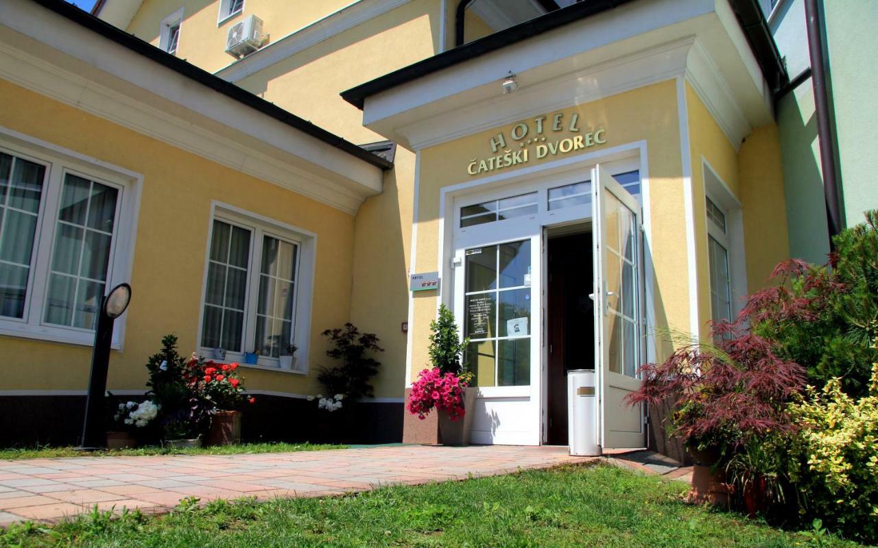 Hotel Cateski Dvorec Catez ob Savi Exterior foto